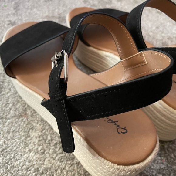 NEW- Qupid Big Bang Espadrille Wedge Sandals - Picture 12 of 17